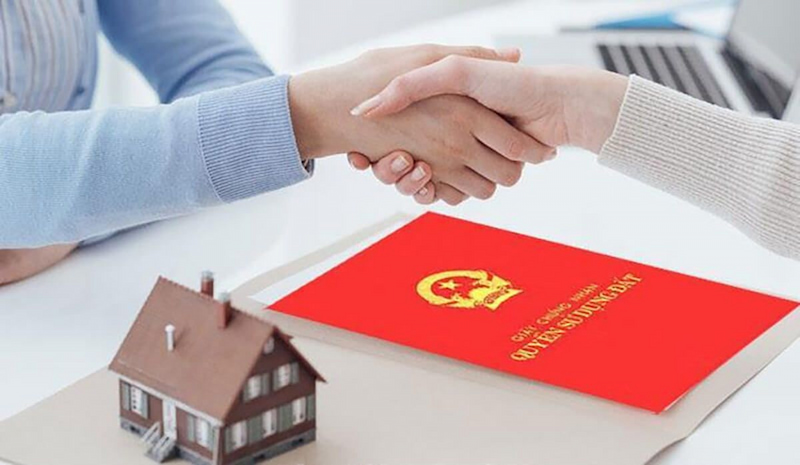 Vay vốn Agribank thế chấp sổ đỏ là lựa chọn an toàn cho những ai cần khoản vay lớn với lãi suất hợp lý. Tuy nhiên, để được duyệt nhanh và tránh rủi ro, bạn cần chuẩn bị hồ sơ kỹ lưỡng, hiểu rõ quy trình, đồng thời có kế hoạch tài chính dài hạn.