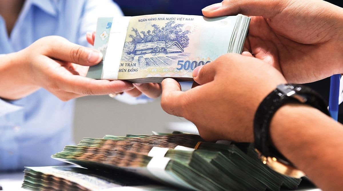 Vay trả góp không chỉ là giải pháp tài chính giúp bạn sở hữu ngay những tài sản lớn hay xoay vòng vốn kịp thời, mà còn là cách để quản lý dòng tiền thông minh. Với sự uy tín, lãi suất cạnh tranh và thủ tục nhanh gọn, vay trả góp ngân hàng Quân Đội (MB Bank) đang là lựa chọn của nhiều khách hàng cá nhân và hộ kinh doanh.